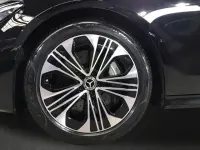 Usado Mercedes E300 313 CV (230 kW) 2025 Negro Familiar