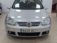 Usado VW Golf IV Highline 102 CV (75 kW) 2005 Gris Utilitario