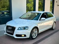 Usado Audi A3 Ambition 105 CV (77 kW) 2012 Blanco Utilitario