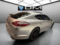 Usado Porsche Panamera Platinum Edition 299 CV (219 kW) 2012 Gris / plata Utilitario