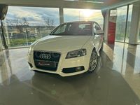 Usado Audi A3 Attraction 125 CV (91 kW) 2011 Blanco Utilitario