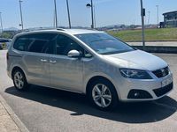 Usado Seat Alhambra XCELLENCE 150 CV (110 kW) 2022 Gris / plata Monovolumen