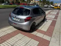 Occasion Peugeot 208 Allure 100 PK (73 kW) 2020 Grijs Hatchback