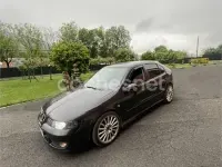 Begagnad Seat Leon 150 HK (110 kW) 2005 Svart Halvkombi