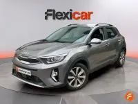 Usado Kia Stonic 100 CV (73 kW) 2024 Gris SUV