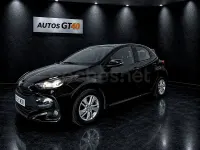 Usado Toyota Yaris 125 CV (91 kW) 2023 Negro Utilitario