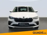 Usado Skoda Scala Selection 115 CV (84 kW) 2025 Blanco Utilitario