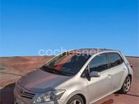 Usado Toyota Auris Active 126 CV (92 kW) 2011 Gris / plata Utilitario