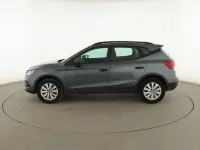 Usado Seat Arona Reference 95 CV (69 kW) 2019 Gris SUV