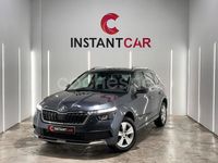 Usado Skoda Kamiq Active 110 CV (80 kW) 2021 Gris / plata SUV