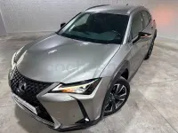 Usado Lexus UX 184 CV (135 kW) 2021 Gris / plata SUV