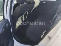 Usado Opel Corsa Expression 75 CV (55 kW) 2017 Blanco Utilitario