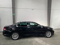 Usado VW Passat Advance 150 CV (110 kW) 2019 Negro Berlina