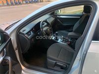 Usado Skoda Octavia Active 115 CV (84 kW) 2020 Gris / plata Familiar