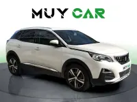 Usado Peugeot 3008 Allure 131 CV (96 kW) 2019 Blanco SUV