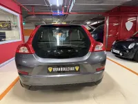 Usado Volvo C30 Momentum 136 CV (100 kW) 2010 Gris Utilitario
