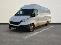 Usado Iveco Daily 156 CV (114 kW) 2023 Blanco Berlina