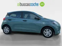 Usado Hyundai i10 63 CV (46 kW) 2024 Verde Utilitario