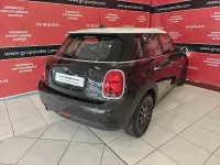 Usado Mini Cooper 136 CV (100 kW) 2019 Negro Utilitario