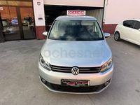 Usado VW Touran Advance 105 CV (77 kW) 2012 Gris / plata Monovolumen