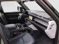 Używany Land Rover Defender S 249 KM (183 kW) 2024 Zielony SUV