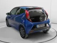 Używany Toyota Aygo X-play 72 KM (52 kW) 2019 Niebieski Hatchback
