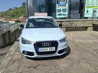 Usado Audi A1 Attraction 86 CV (63 kW) 2011 Azul Utilitario