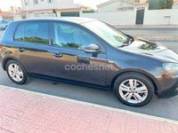 Usado VW Golf VII Advance 105 CV (77 kW) 2012 Negro Berlina