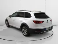Usado Seat Leon 4Drive 150 CV (110 kW) 2018 Blanco Familiar