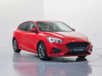 Usado Ford Focus ST-Line 125 HP (91 kW) 2022 Vermelho Citadino