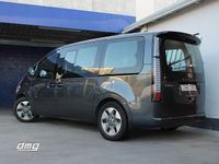 Usado Hyundai Staria Style 177 CV (130 kW) 2023 Gris Monovolumen