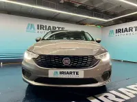 Usado Fiat Tipo Lounge 95 CV (69 kW) 2017 Beige Berlina