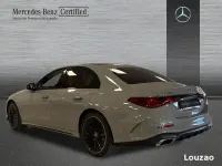 Usado Mercedes E220 197 CV (144 kW) 2024 Manufaktur gris alpino