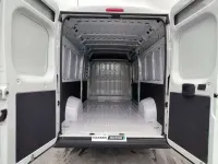 Usado Citroën Jumper 139 CV (102 kW) 2024 Blanco Monovolumen