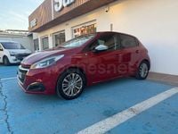 Usado Peugeot 208 Allure 110 CV (80 kW) 2015 Rojo Utilitario