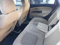 Usado Fiat Linea Dynamic 90 CV (66 kW) 2007 Gris / plata Berlina