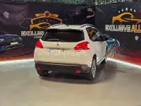 Usado Peugeot 2008 Active 82 CV (60 kW) 2014 Blanco SUV