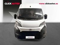 Usado Toyota Proace H2 141 CV (103 kW) 2025 Blanco Monovolumen