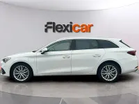 Usado Seat Leon ST 150 CV (110 kW) 2021 Blanco Familiar
