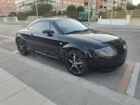 Usado Audi TT 180 CV (132 kW) 2000 Negro Coupe