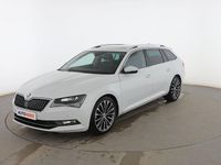 Usado Skoda Superb LAURIN & KLEMENT 190 CV (139 kW) 2016 Blanco Familiar