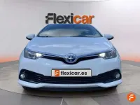 Usado Toyota Auris Hybrid Active 136 CV (100 kW) 2018 Blanco Utilitario