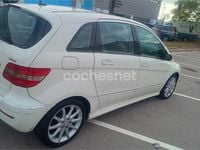 Usado Mercedes B200 193 CV (141 kW) 2008 Blanco Monovolumen