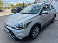 Usado Hyundai i20 Active 100 CV (73 kW) 2016 Gris / plata Berlina
