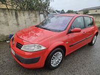 Usado Renault Mégane II Dynamique 100 CV (73 kW) 2003 Rojo Berlina