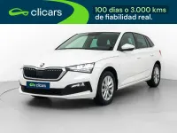 Usado Skoda Scala Ambition 110 CV (80 kW) 2023 Blanco Utilitario