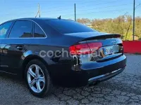 Usado Audi A4 143 CV (105 kW) 2012 Negro Berlina