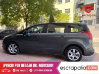 Usado Peugeot 5008 Active 120 CV (88 kW) 2011 Negro Monovolumen