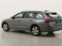 Usado Skoda Octavia Ambition 115 CV (84 kW) 2022 Familiar