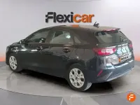 Usado Kia Ceed 100 CV (73 kW) 2021 Negro Utilitario